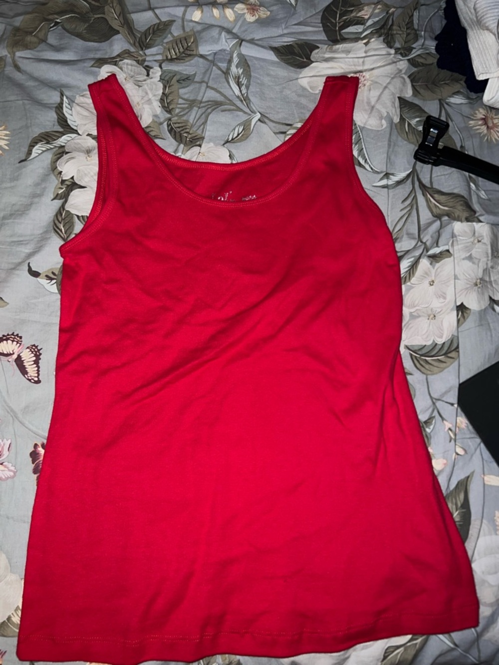 2 a T Boutique Bright Red Scoop Neck Tank